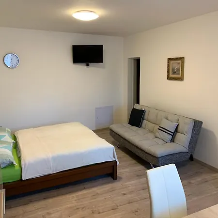 Apartements Studio 964 Libeznice Exterior photo