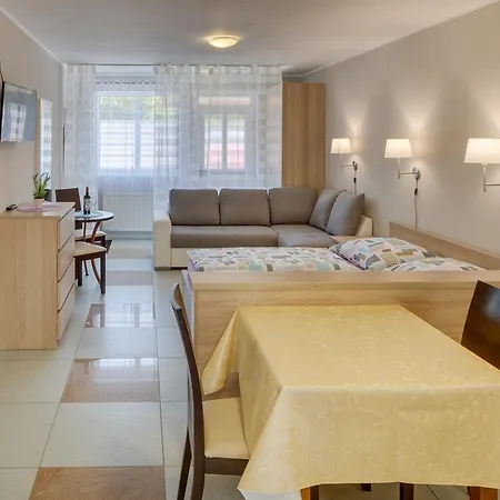Apartements Studio 964 Libeznice Exterior photo