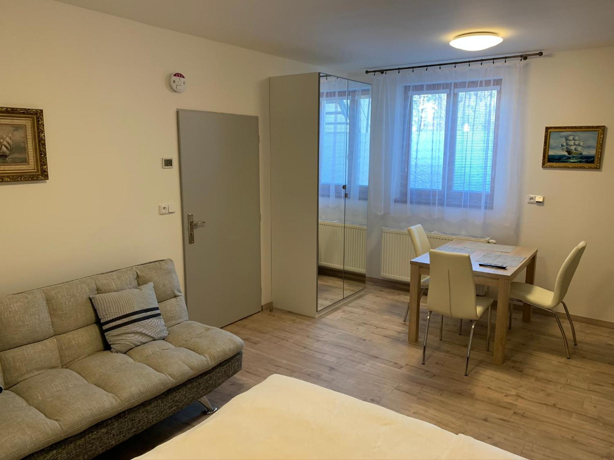 Apartment Apartements 964 Libeznice